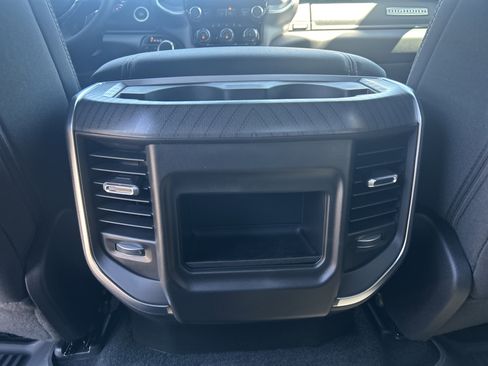 New 2026 RAM 1500 4x4 Crew Cab image 33