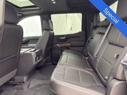 Used 2021 Chevrolet Silverado 1500 High Country w/ Technology Package AWD/4WD image 10