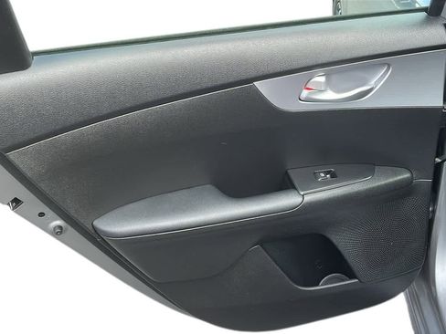 Used 2023 Kia Forte LXS image 19