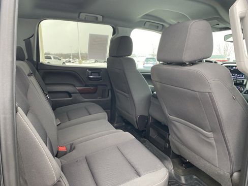 Used 2018 GMC Sierra 1500 SLE w/ SLE Value Package image 14