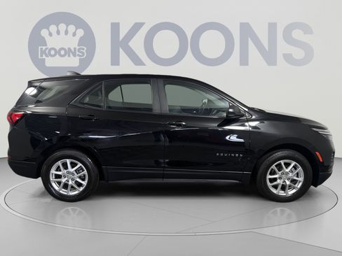 Used 2023 Chevrolet Equinox LS w/ Driver Confidence II Package AWD/4WD image 8