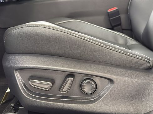 New 2026 Toyota Camry SE image 14