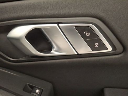 Used 2022 BMW 330i xDrive Sedan w/ Premium Package 2 image 67