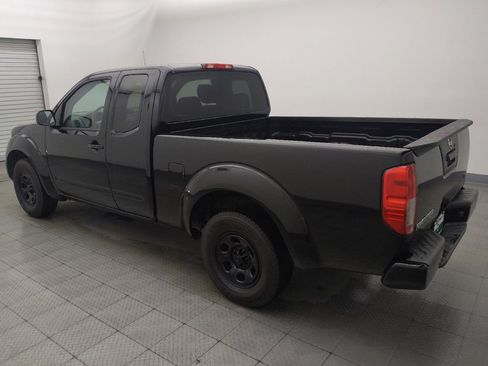 Used 2019 Nissan Frontier S RWD image 3