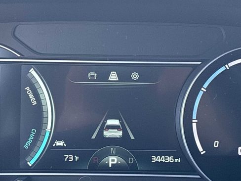 Used 2022 Kia Niro EX image 22