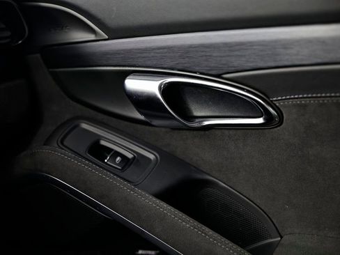 Certified 2015 Porsche 911 Carrera 4 GTS image 39