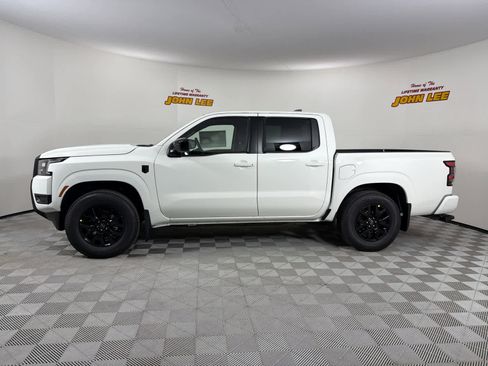 New 2026 Nissan Frontier SV w/ Tow Package image 2