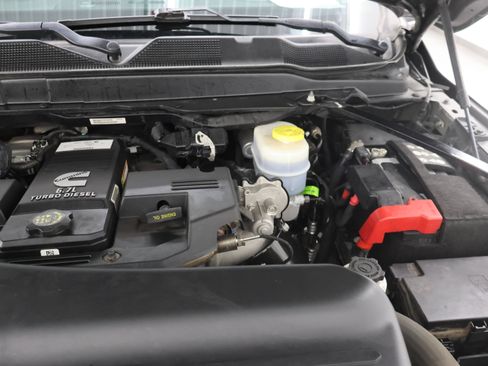 Used 2022 RAM 2500 Laramie AWD/4WD image 18