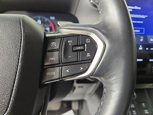 Used 2024 Lexus GX 550 AWD/4WD image 25