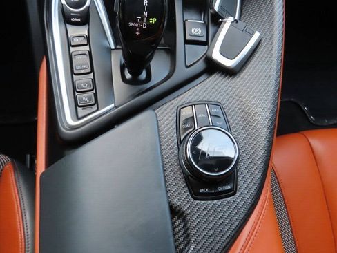 Used 2019 BMW i8 Roadster AWD/4WD image 46