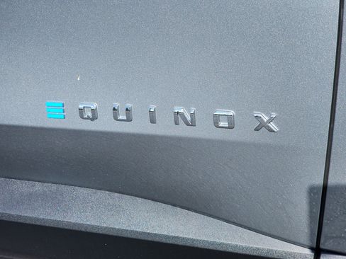 New 2026 Chevrolet Equinox EV LT image 7