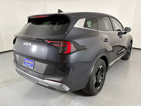 New 2026 Kia Sportage EX FWD image 8