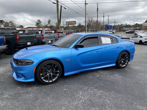 Used 2023 Dodge Charger Scat Pack w/ Plus Group RWD image 9