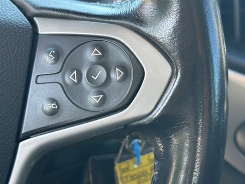 Used 2022 Chevrolet Colorado LT w/ Redline Special Edition image 21