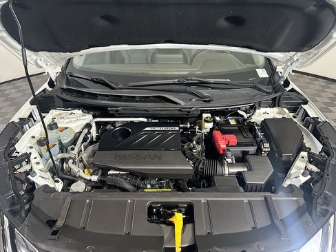 Used 2023 Nissan Rogue SV AWD/4WD image 34