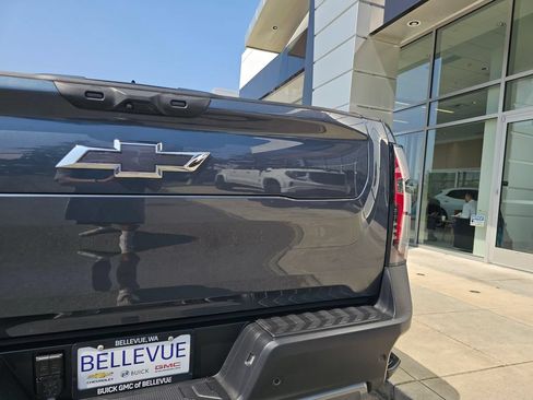 Used 2026 Chevrolet Silverado EV Trail Boss AWD/4WD image 16