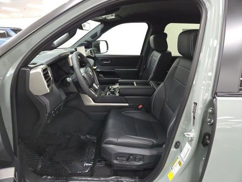 New 2026 Toyota Tundra Limited AWD/4WD image 19