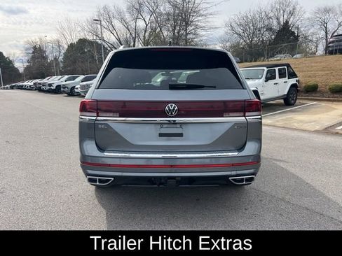 Used 2024 Volkswagen Atlas SEL Premium R-Line image 4