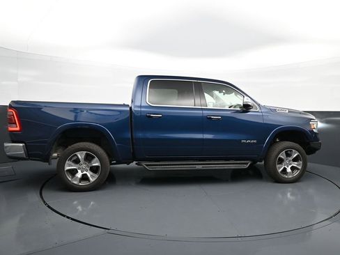 Used 2022 RAM 1500 Laramie AWD/4WD image 9