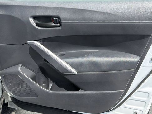 Used 2023 Toyota Corolla Cross AWD Hybrid image 34