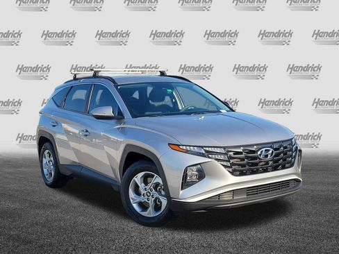 Used 2022 Hyundai Tucson SEL FWD image 2