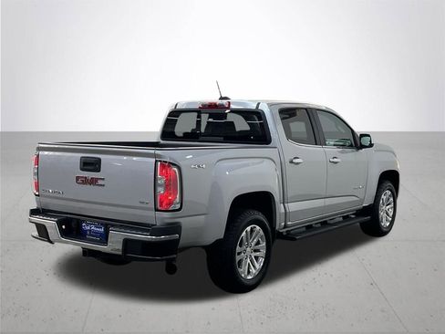 Used 2017 GMC Canyon SLT w/ Driver Alert Package image 10
