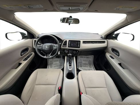 Used 2018 Honda HR-V LX image 21