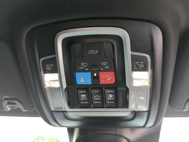 Certified 2026 RAM 2500 Laramie AWD/4WD image 21