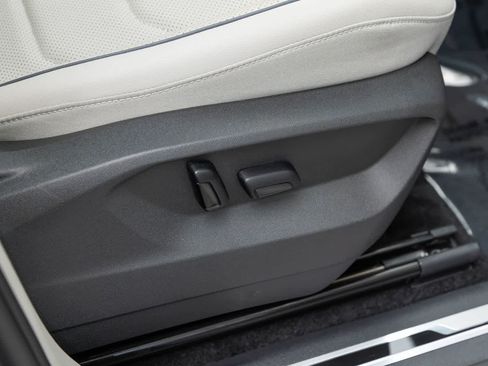 Used 2023 Volkswagen Tiguan SEL R-Line AWD/4WD image 46