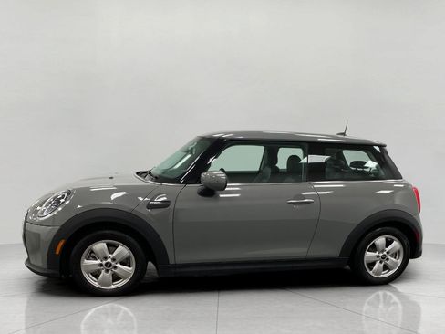 Used 2022 MINI Cooper 2-Door Hardtop w/ Storage Package image 8