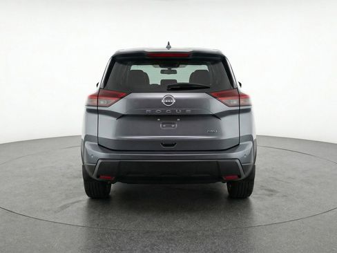Used 2025 Nissan Rogue SV AWD/4WD image 7