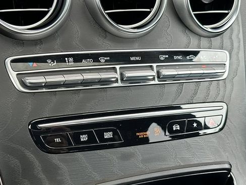 Used 2021 Mercedes-Benz GLC 300 4MATIC Coupe image 18