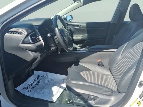 Used 2023 Toyota Camry SE FWD image 21