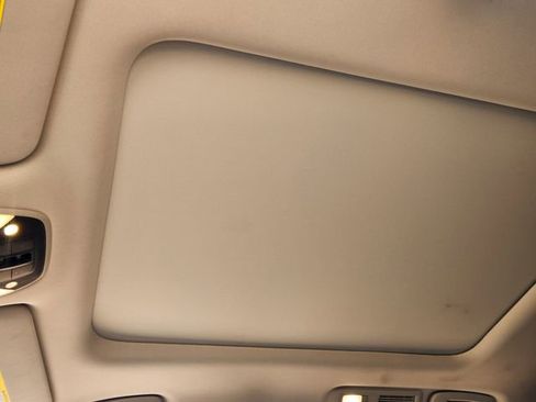 Used 2023 INFINITI QX60 Luxe w/ Vision Package FWD image 19