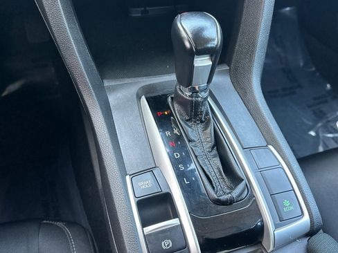 Certified 2020 Honda Civic EX image 18