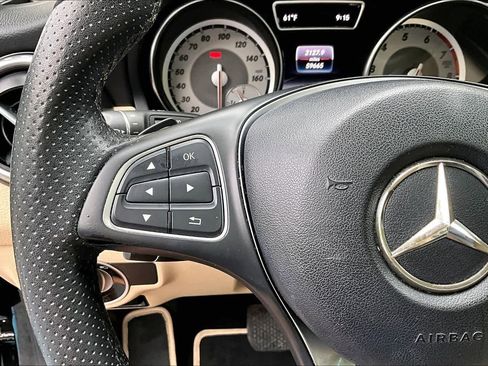Certified 2017 Mercedes-Benz GLA 250 image 24
