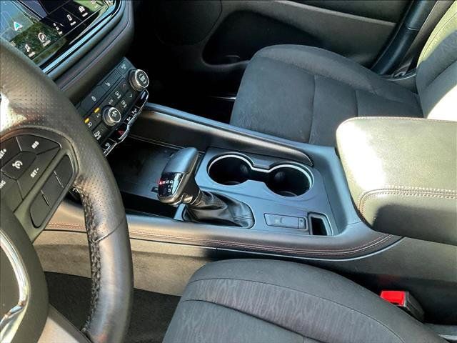 Used 2023 Dodge Durango R/T w/ Blacktop Package AWD/4WD image 11