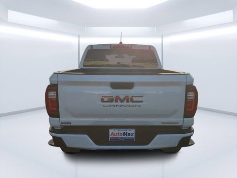 Used 2024 GMC Canyon Elevation image 4