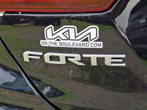 Certified 2023 Kia Forte GT-Line w/ GT-Line Premium Package FWD image 31