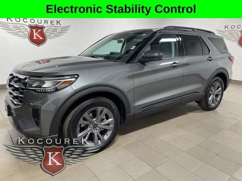 New 2026 Ford Explorer Active w/ Active Comfort Package AWD/4WD image 3