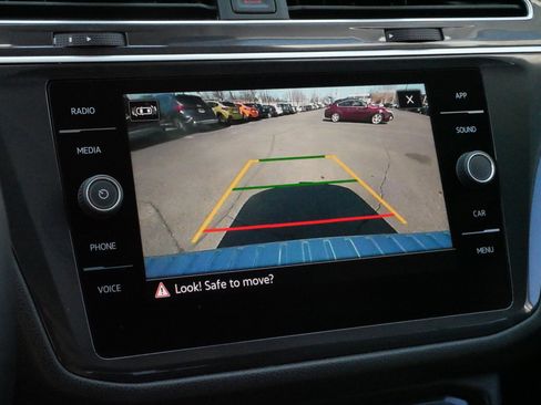 Certified 2024 Volkswagen Tiguan Wolfsburg Edition w/ Panoramic Sunroof Package AWD/4WD image 30