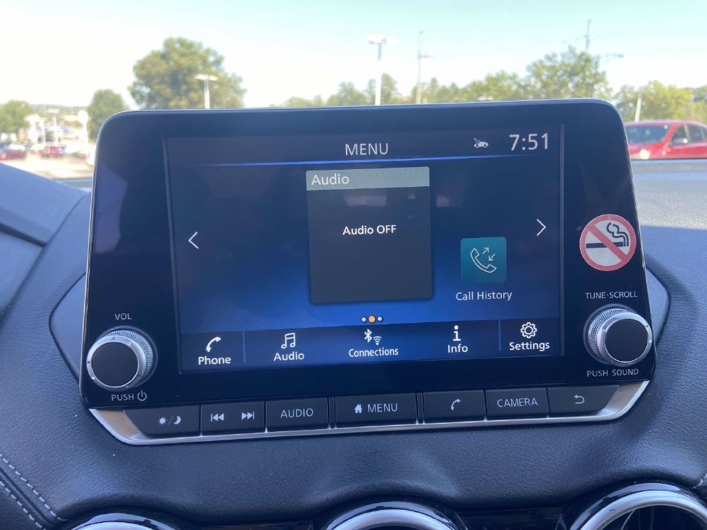 Used 2025 Nissan Sentra SV FWD image 16
