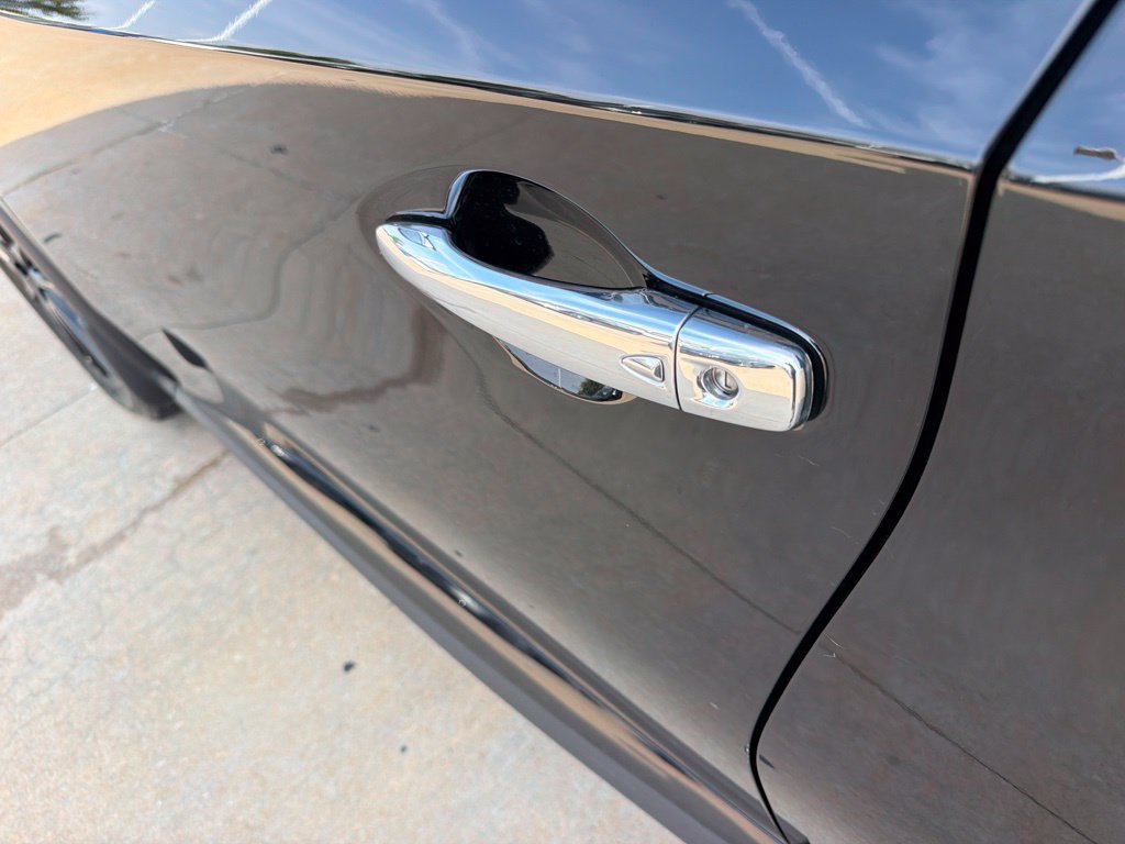 Used 2023 Nissan Murano SV w/ SV Midnight Edition Package FWD image 13