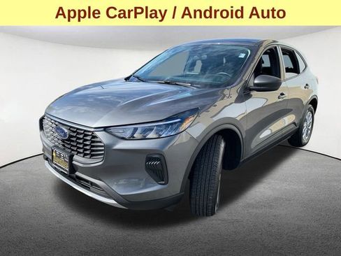 Used 2025 Ford Escape Active w/ Cold Weather Package image 5