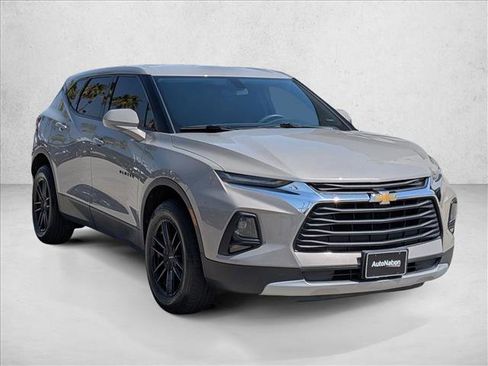 Used 2021 Chevrolet Blazer LT FWD image 3