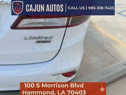 Used 2019 Hyundai Santa Fe XL w/ Cargo Package FWD image 7