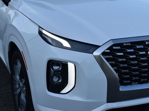Used 2021 Hyundai Palisade Limited FWD image 17