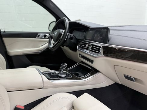 Used 2019 BMW X5 xDrive40i w/ Premium Package 2 image 28