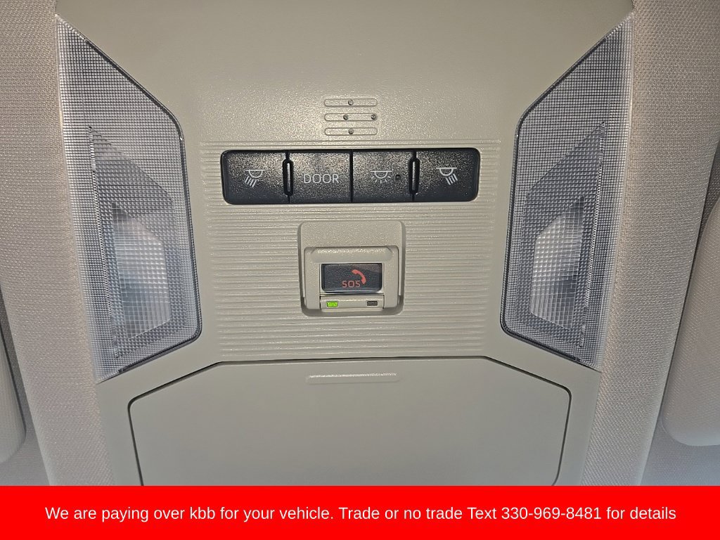 Used 2023 Toyota RAV4 LE AWD/4WD image 21