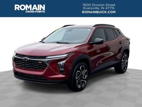 Certified 2025 Chevrolet Trax RS w/ Driver Confidence Package FWD image 1